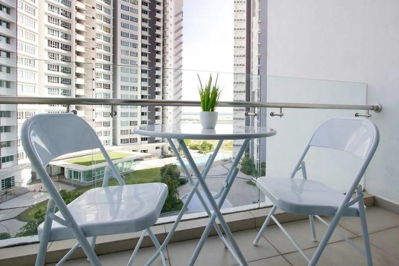 Hostahome Suites At Tropez Residence Danga Bay Johor Bahru Apartment
