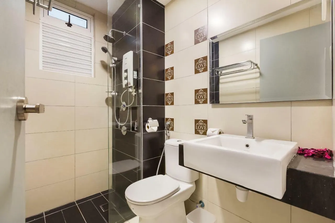 Apartment Hostahome Suites At Tropez Residence Danga Bay Johor Bahru